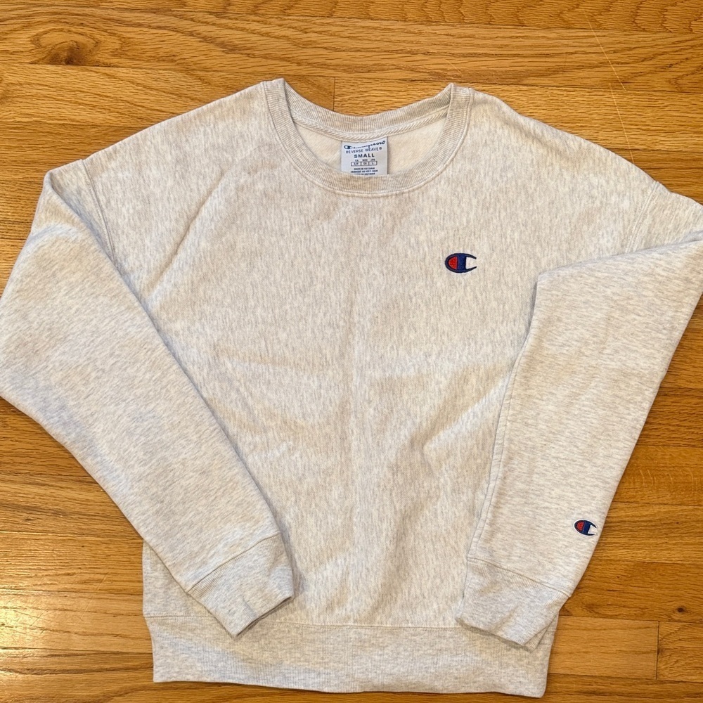 Champion Light Gray Crewneck Sweater